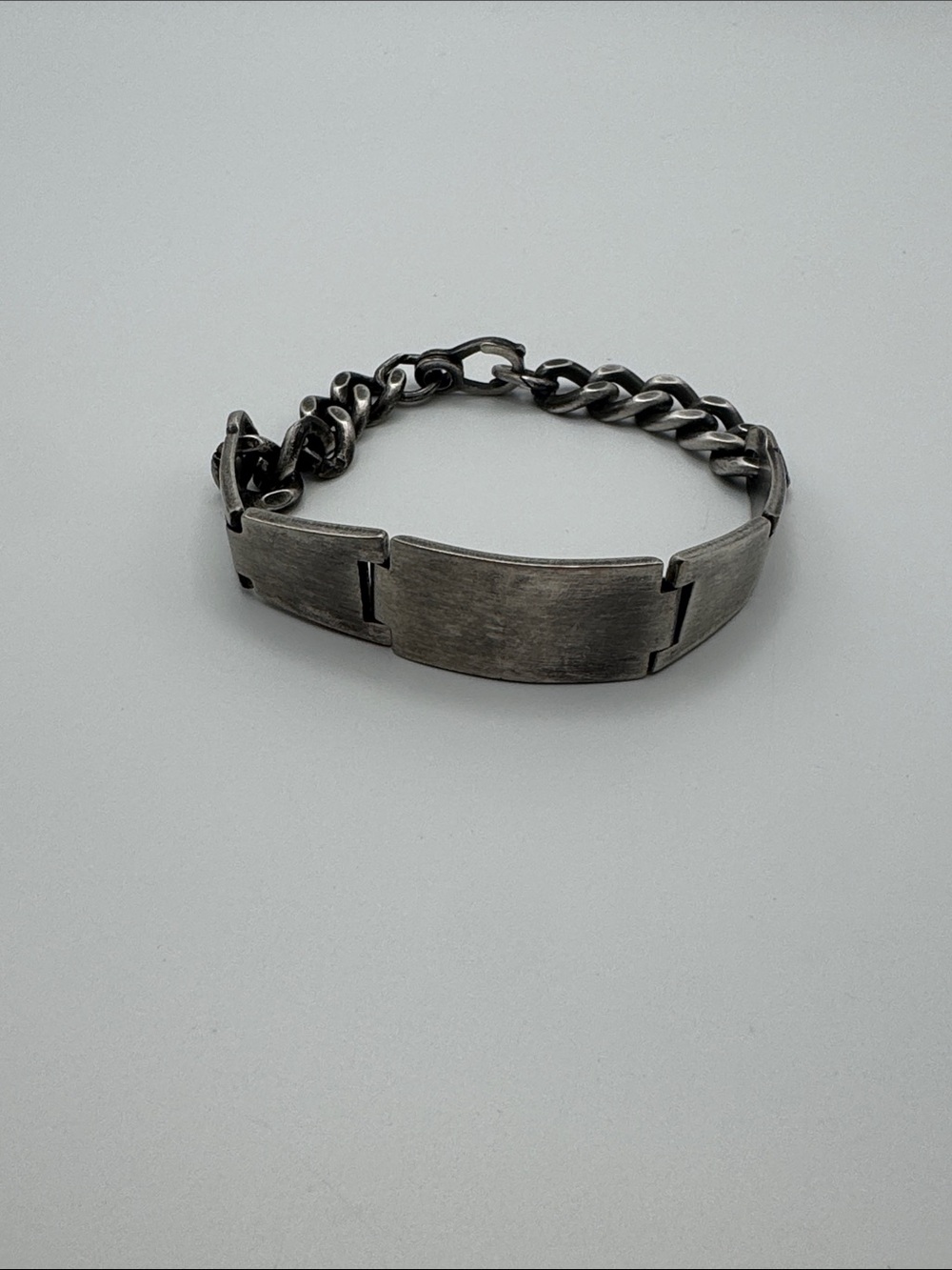 Men's Vintage Chunky ID Bracelet in Distressed Silver Tone 8.5”